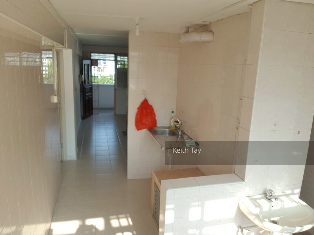 Blk 37 Circuit Road (Geylang), HDB 3 Rooms #208582301